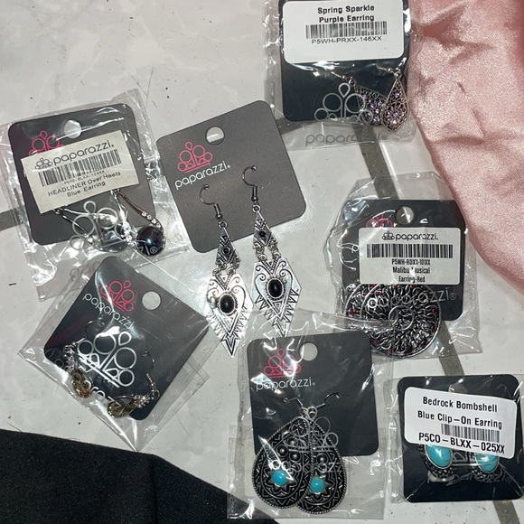 Paparazzi Earrings - Picture 7 of 7